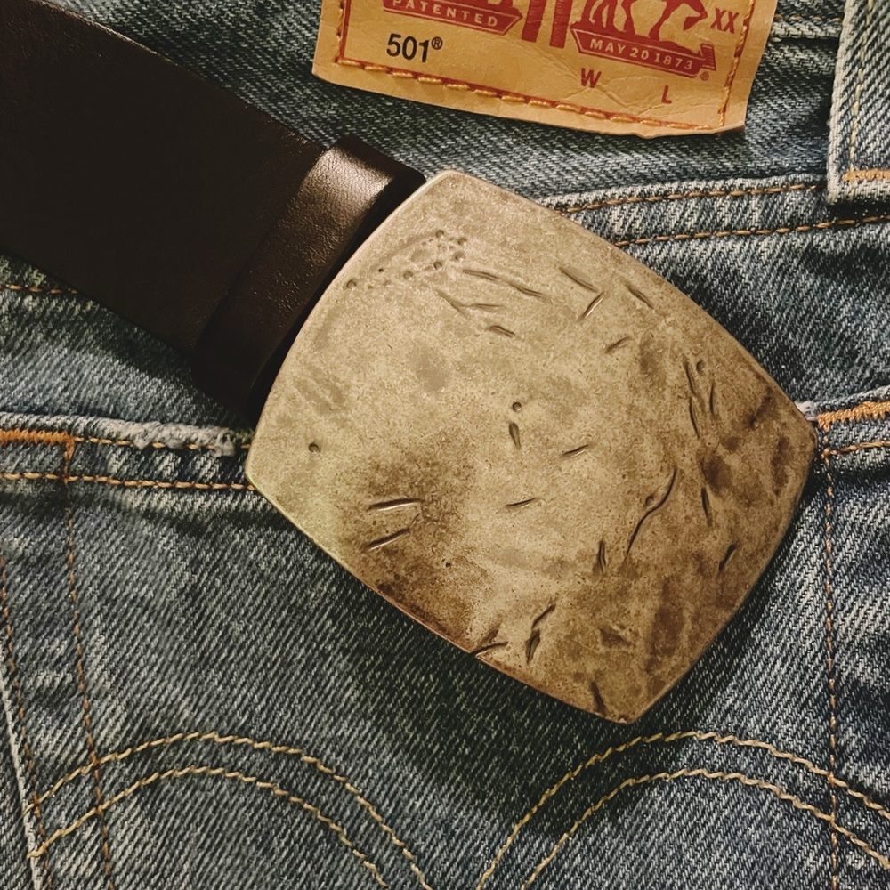 Landes LEATHER BELT w Hammered Silver Buckle